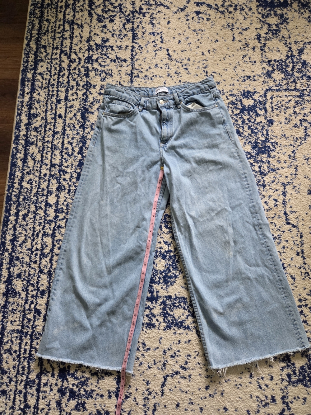 Zara Light Blue Wide-Leg Frayed Hem Jeans